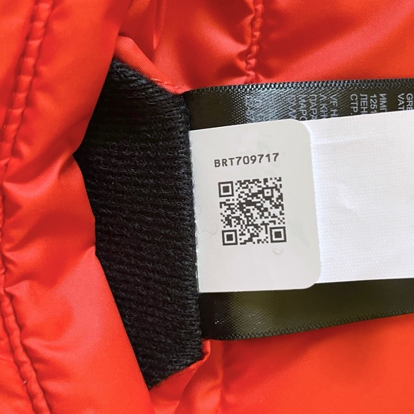 The North Face Boys’ Reversible Perrito Jacket - Picture 7 of 9